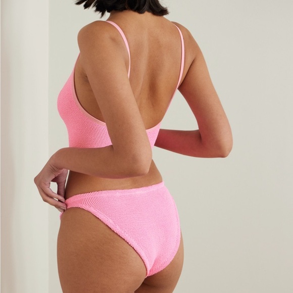 NWT Hunza G open back bikini set in bubblegum - Picture 7 of 7